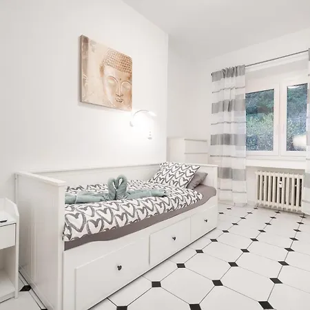 Castle Apartment *